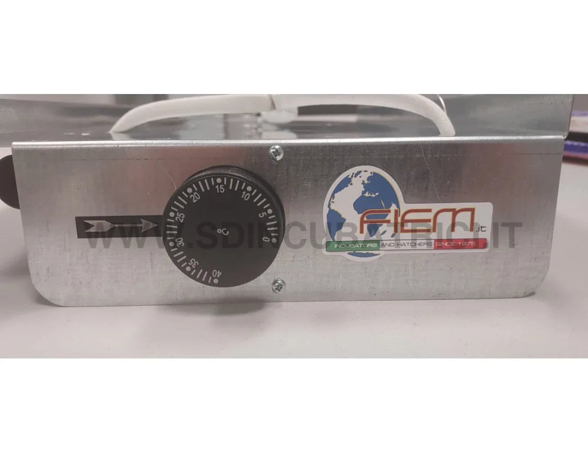 Allevatrice Artificiale Calda Fiem per Pulcini - Riscaldamento Professionale Made in Italy - SD Incubatrici 