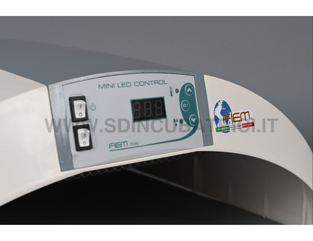 Incubatrice Fiem Cosmo 72 Miniled Advanced Incubatrici Fiem