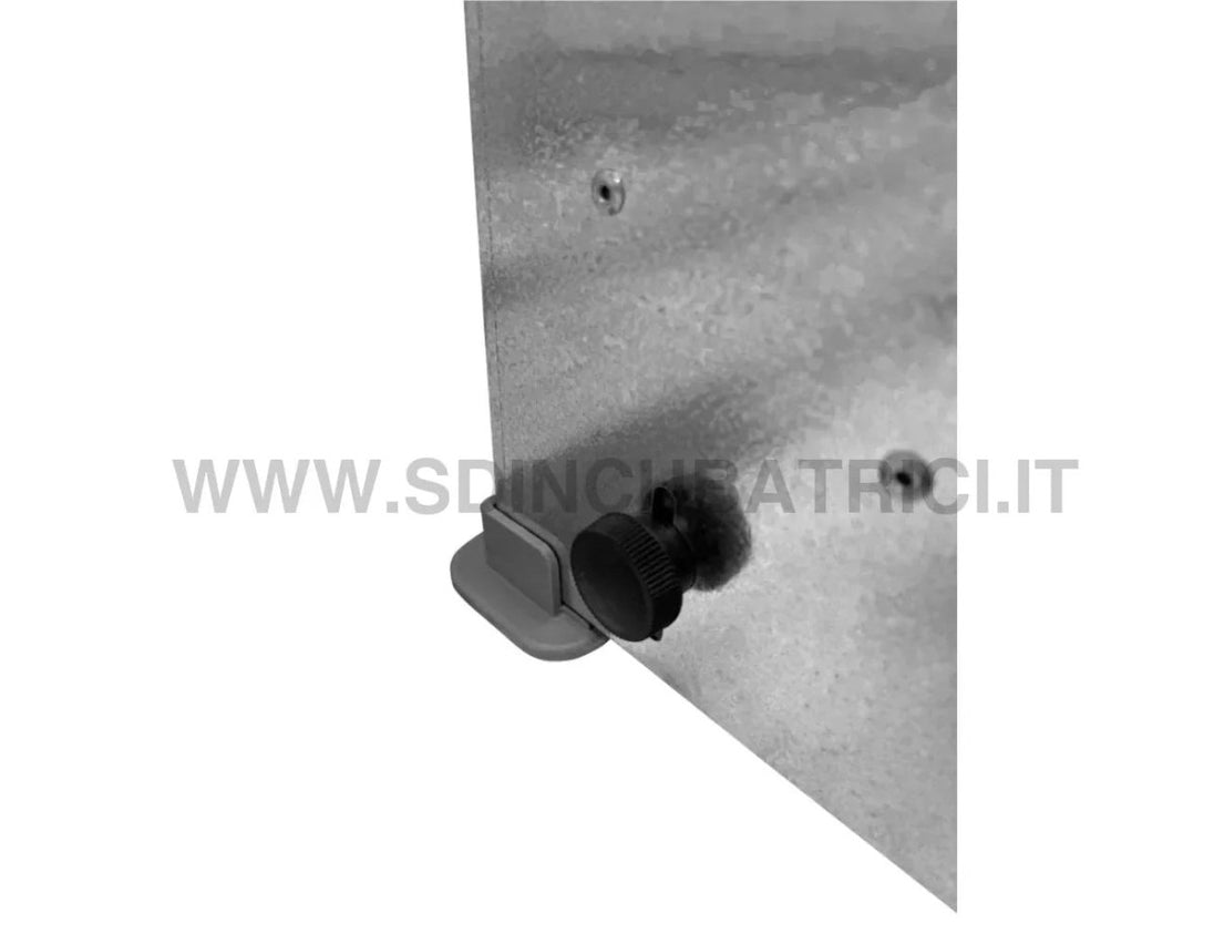 Mangiatoia Automatica a Pedale River Systems ALMA 30L per Polli e Volatili - SD Incubatrici 